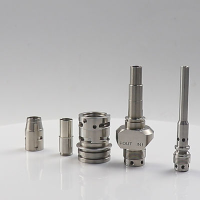 Hardheid Machinaal bewerkte Aluminium Gedraaide Delen die Lasermodule anodiseren
